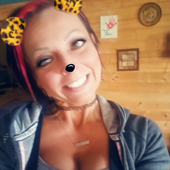 Meet your Posher, Misty. - Picture 7 of 8